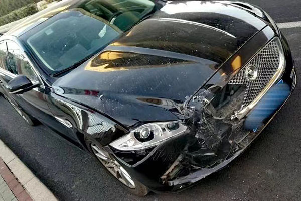 這些豪車為何“事故”頻發？